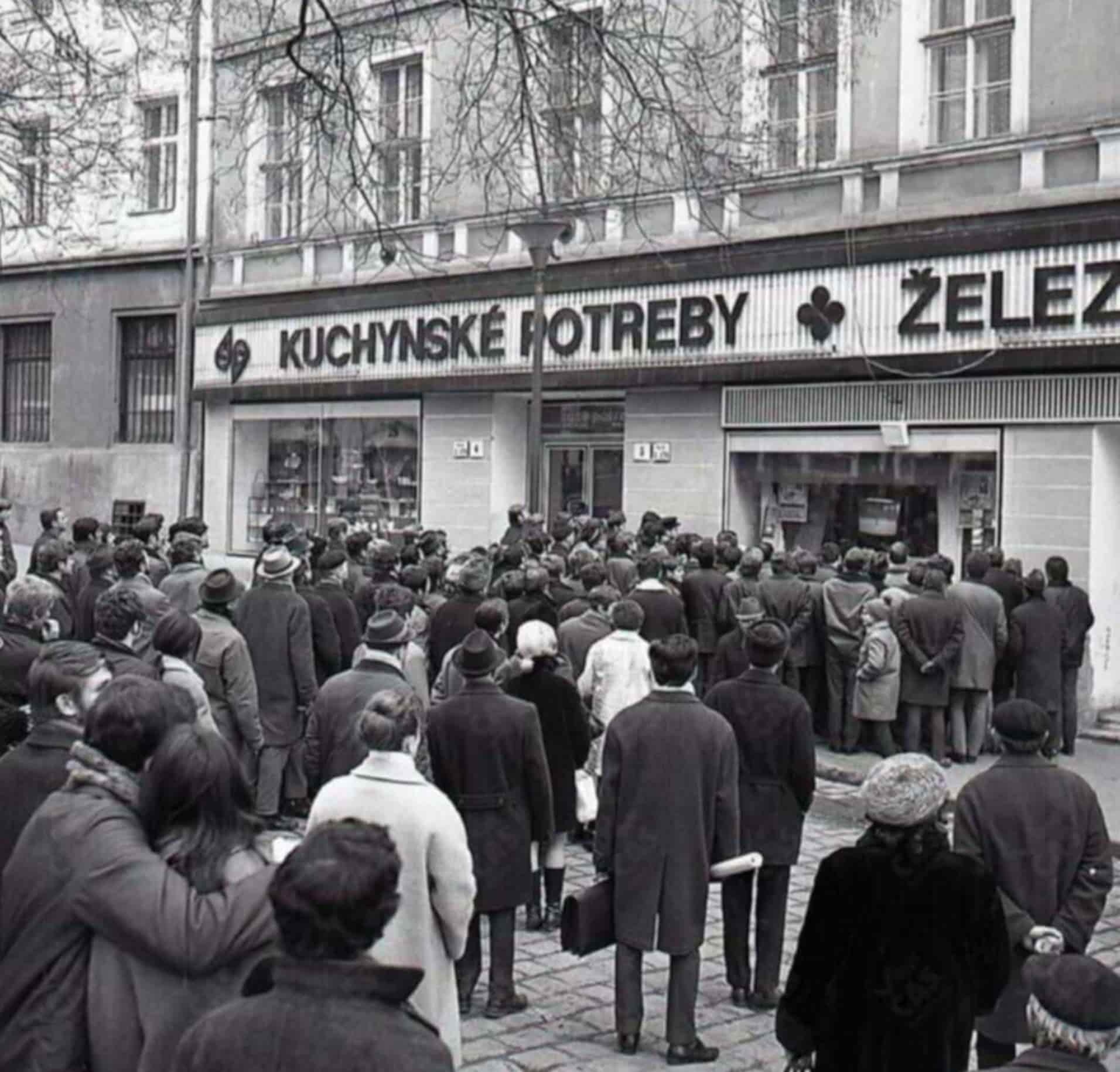rady obchod sledovanie-televízie-1970-STVR