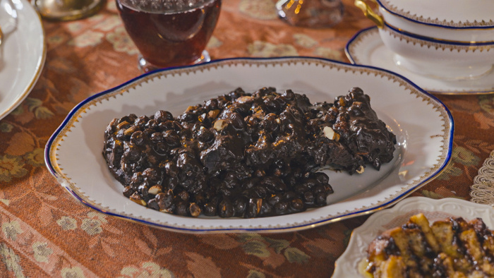 Obrázok receptu - Srnčí chrbát s mandľami a hrozienkami