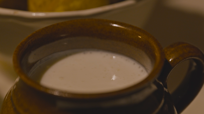 Obrázok receptu - Kyslé mlieko s chrenom