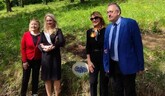 Sadenie lipy v Botanickej záhrade v Košiciach
