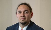 Doma je doma / Radoslav Paulen