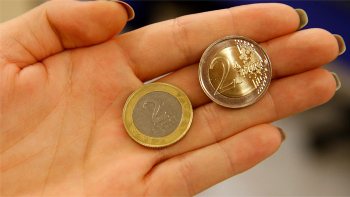 Slovak and Czech mints issue coins on Czechoslovakia Day 