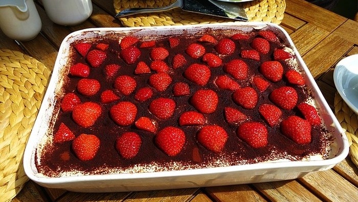 Malinové tiramisu