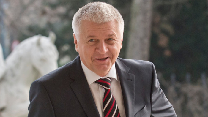 Outgoing Economy Minister to be replaced by Deputy PM Vážny or Kažimír 