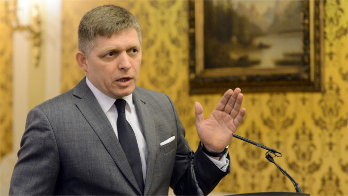 Fico against compact Muslim community  