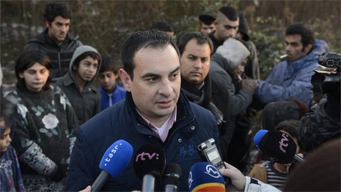 Government Proxy for Roma resigns
