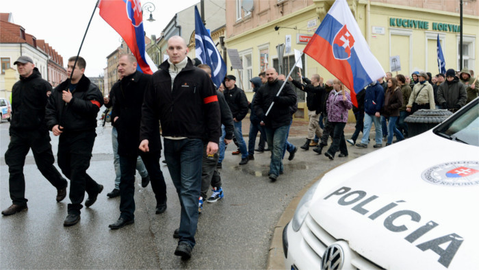 Politicians asked to fight “creeping fascistisation” of Slovakia 