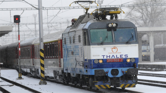 Bratislava-Košice InterCity rail service to return