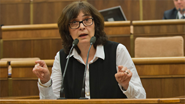 Justice Minister criticises digitisation projects