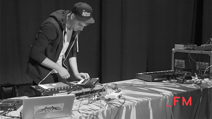Naživo_FM z Audioportu: * Jimmy Pé & Aid Kid 