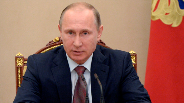 Según Brok, Rusia deber ser consciente de los “crímenes de guerra“