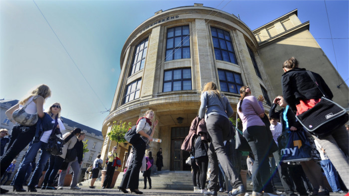 Comenius-Universität unterstützt Doktoranden bei Forschungsvorhaben