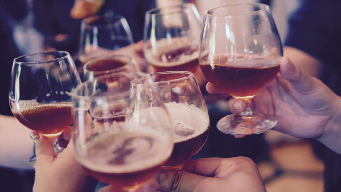 Survey: One in four parents offer alcohol to children