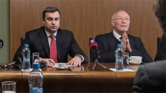Спикер парламента А. Данко на заседании Комитета по международным делам