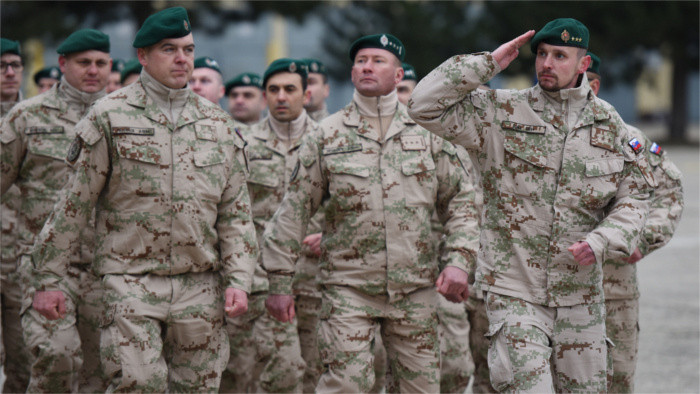 Slowakische Soldaten auf dem Weg in den Irak 