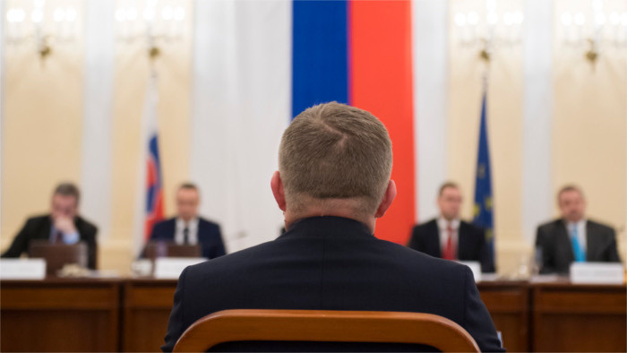Ex-Premier Fico zieht seine Kandidatur zurück