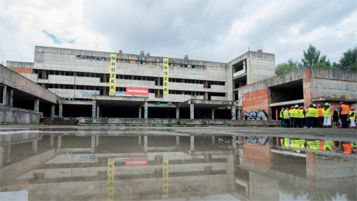 Začali sa búracie práce na Rázsochách 