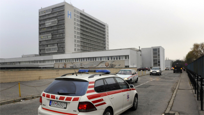 Hospitals reform turns into a political ping-pong match