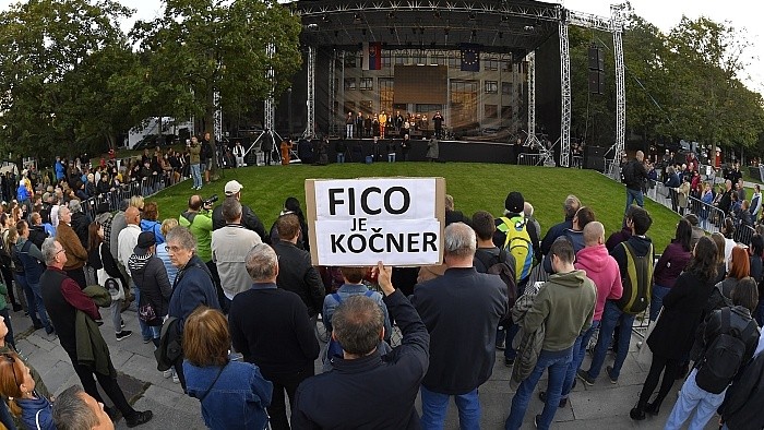 Neue Proteste: "Für eine anständige Slowakei"