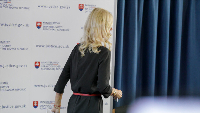 Jankovská ha sido suspendida de su cargo