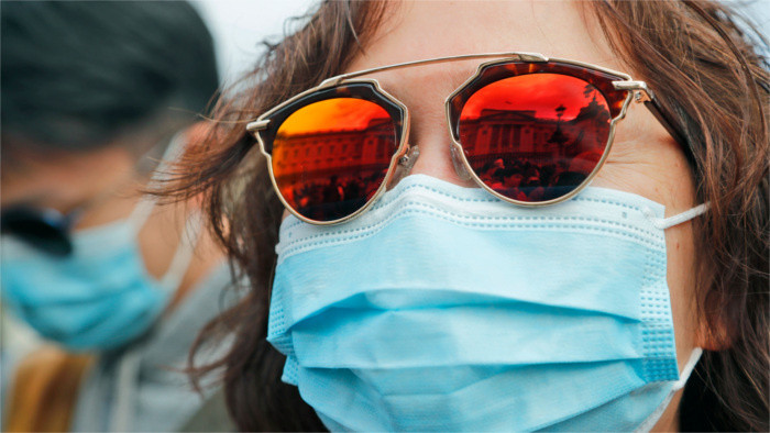 Corona-Pandemie: Maskenpflicht auch im Freien