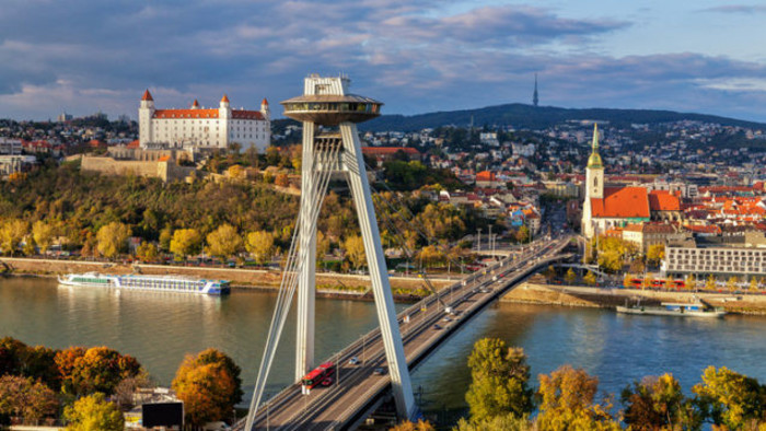Bratislava invita a toda Eslovaquia