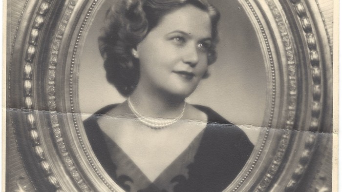 Y Margita (Manci) Wilheimová mamina sstra zachránkana 1944.jpg