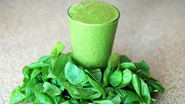 Smoothie s medvedím cesnakom