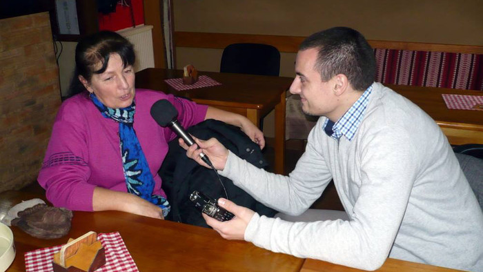 Zaznamenáva ľudské osudy