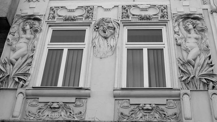 Bola raz jedna povesť - 262. časť (Košice - škaredá žena na dome - Štefánikova 42)