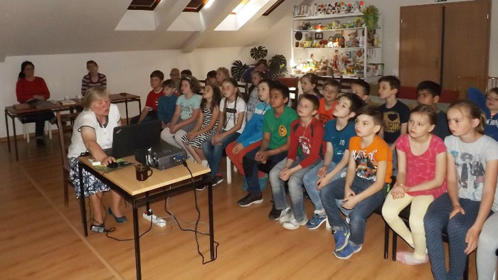 Za bránami múzea