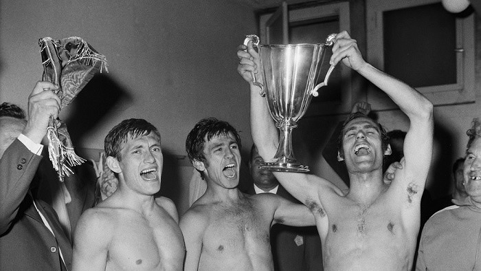 Trojka odvysiela legendárny futbalový zápas s Barcelonou