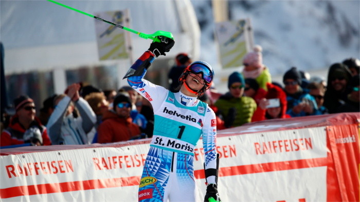 Vlhová, primera en prueba de Slalom de la Copa del Mundo de esquí