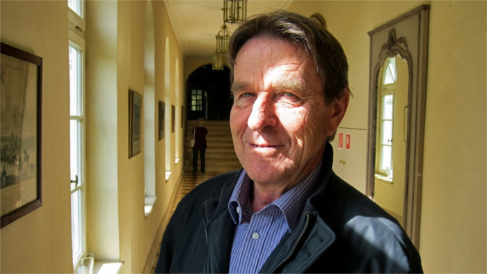 Miroslav Petrech, vinatero de corte del castillo de Belá
