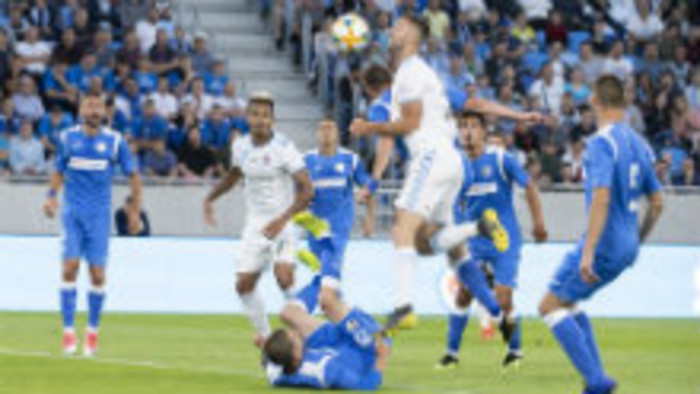 Po futbale Slovan - Nikšič