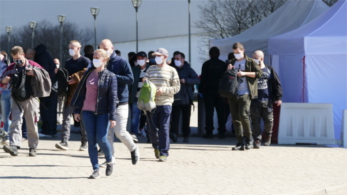 Emploi : la crise du coronavirus a frappé surtout les hommes