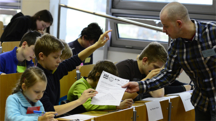 Mechanické pero oslavuje 110. výročie