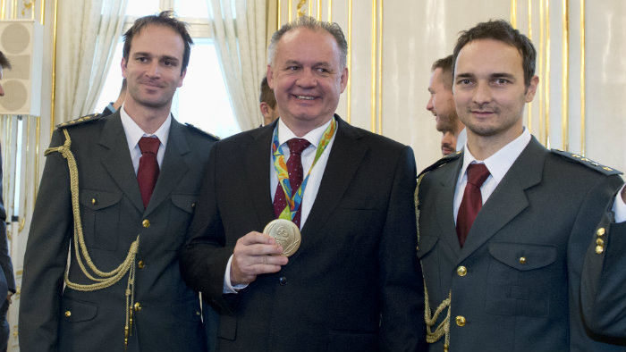Prezident Andrej Kiska odmenil športovcov