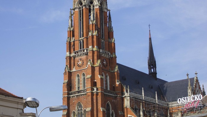 osijek_katedrala.jpg