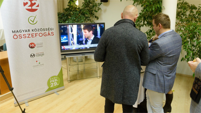 Tres partidos húngaros acuerdan colaboración con objetivo de formar una sola organización