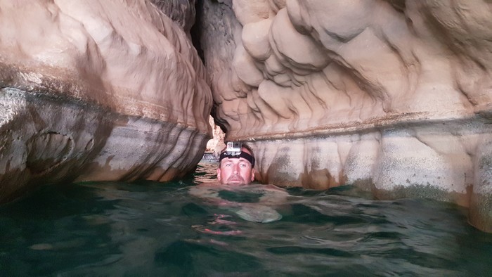 Wadi shab jaskyňa.jpg