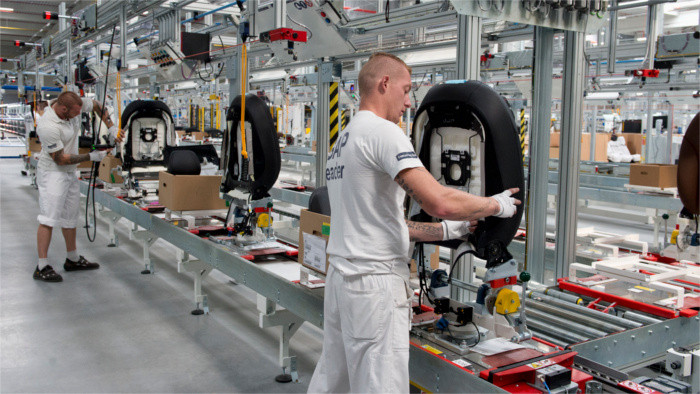 Faurecia : une nouvelle unité de production à Bratislava