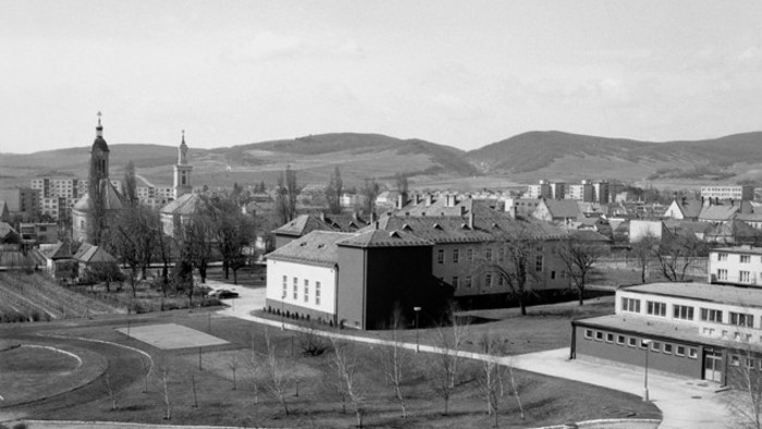 škola Modra3.jpg