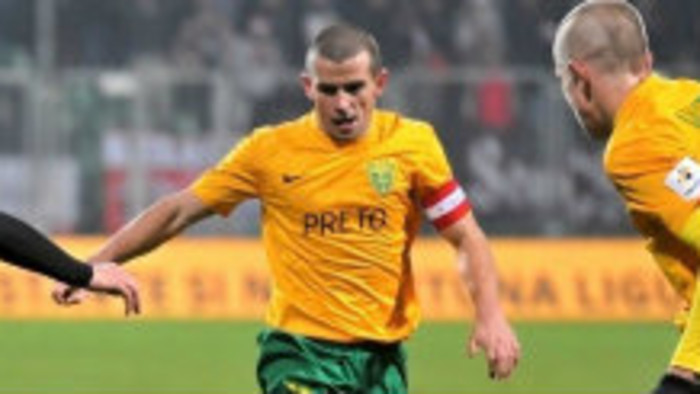 Futbal - Viktor Pečovský