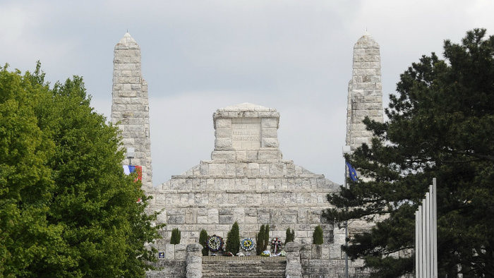 Spomienka na architekta Dušana Samuela Jurkoviča
