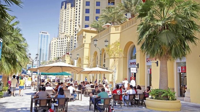 dubai jbr promenada 2.jpeg