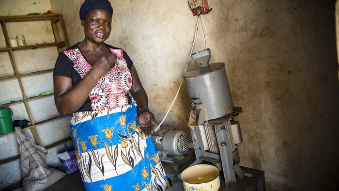 pani Remina Okoth, Kwapa Widows Initiative, Danica Olexová 2018.jpg