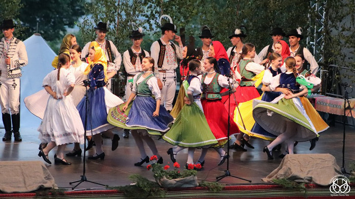 Ako fotiť folklórne festivaly