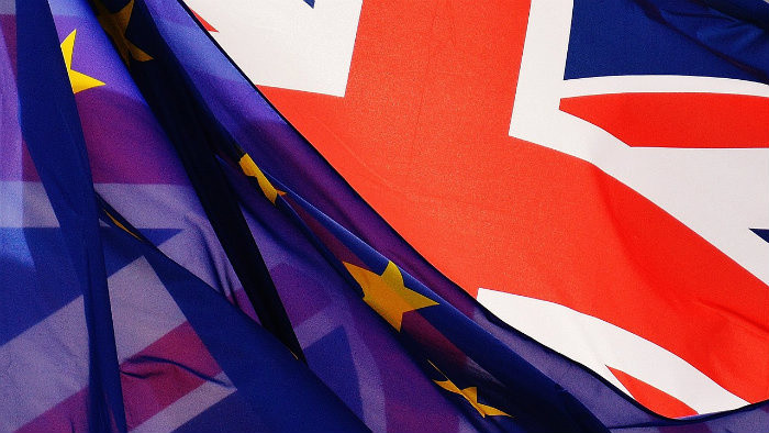 K veci: Procesné a zmluvné zmeny po prípadnom brexite...