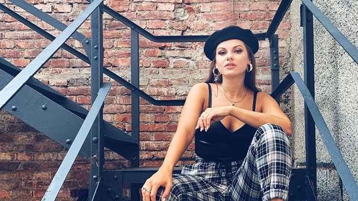 Lina Mayer neskrýva nadšenie. Spojila sily so známou kapelou